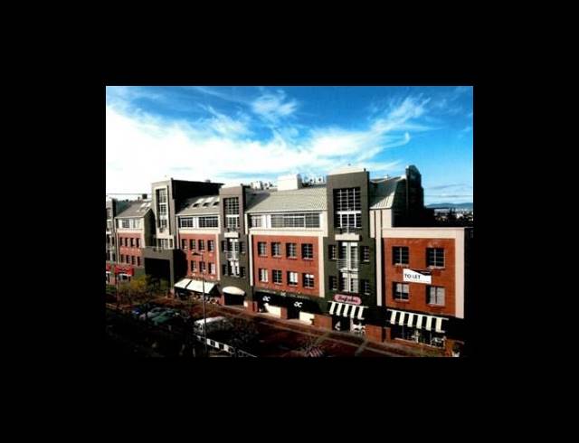 195M² OFFICE TO LET IN GREEN POINT